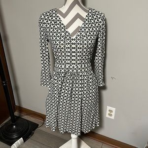 Tory Burch V-Neck Dress with Zipper back Size S